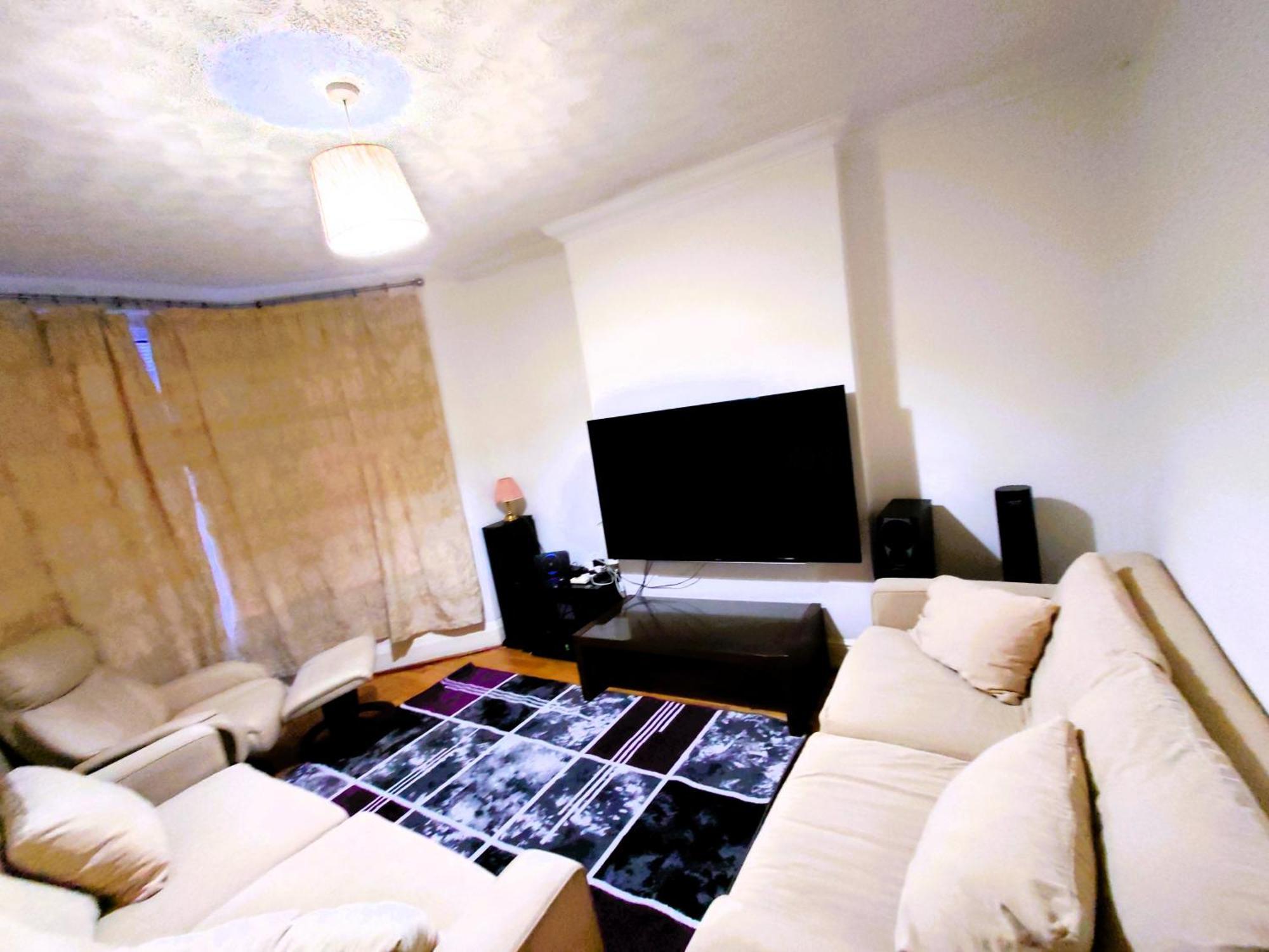Edwardian 4 Bedrooms With 4 Bathrooms Townhouse, Next To Underground, Accommodates 10 People London Exterior photo